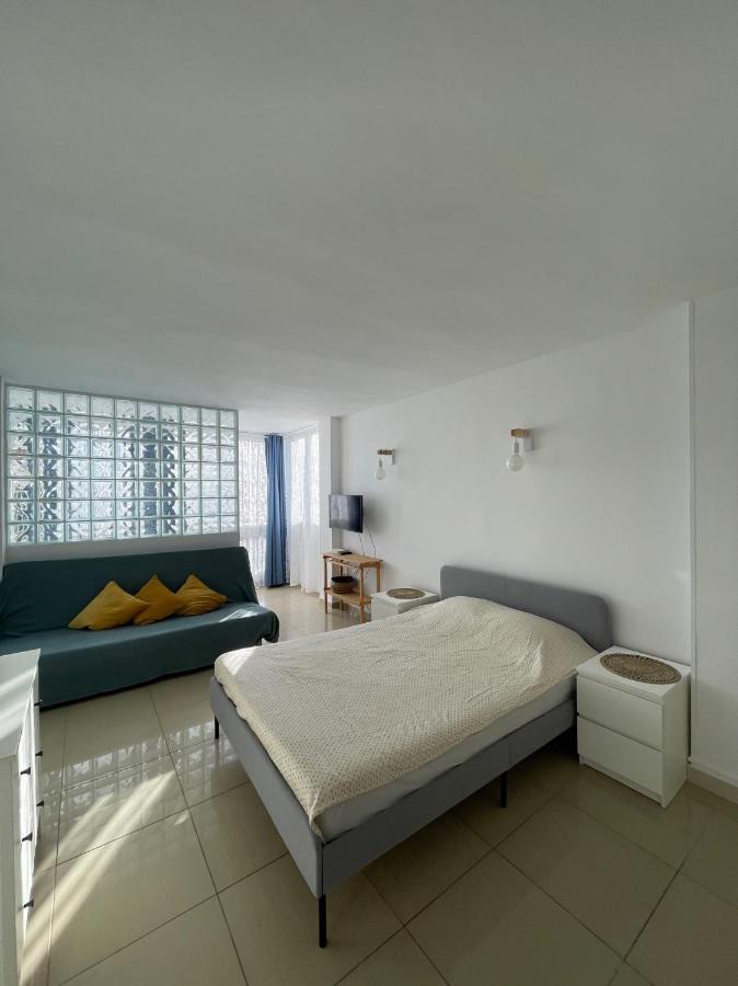 Studio Eldorado Арона Экстерьер фото